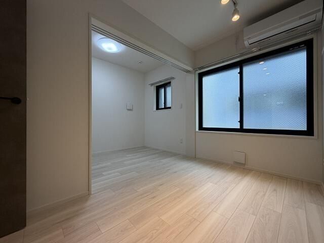 ラヴィエール荏原中延の居間写真