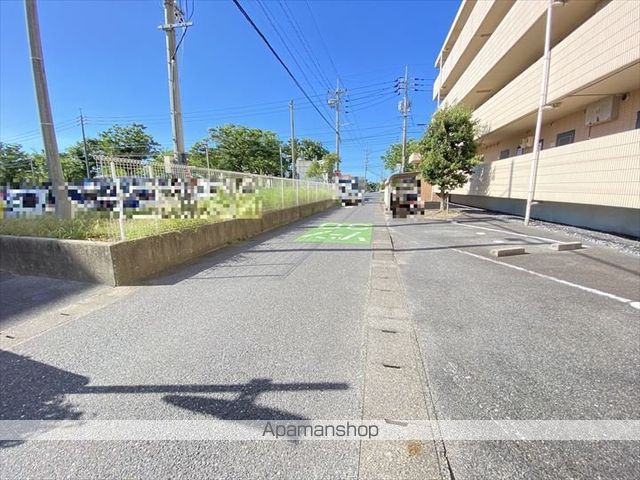 その他　前面道路（その他）まで0m