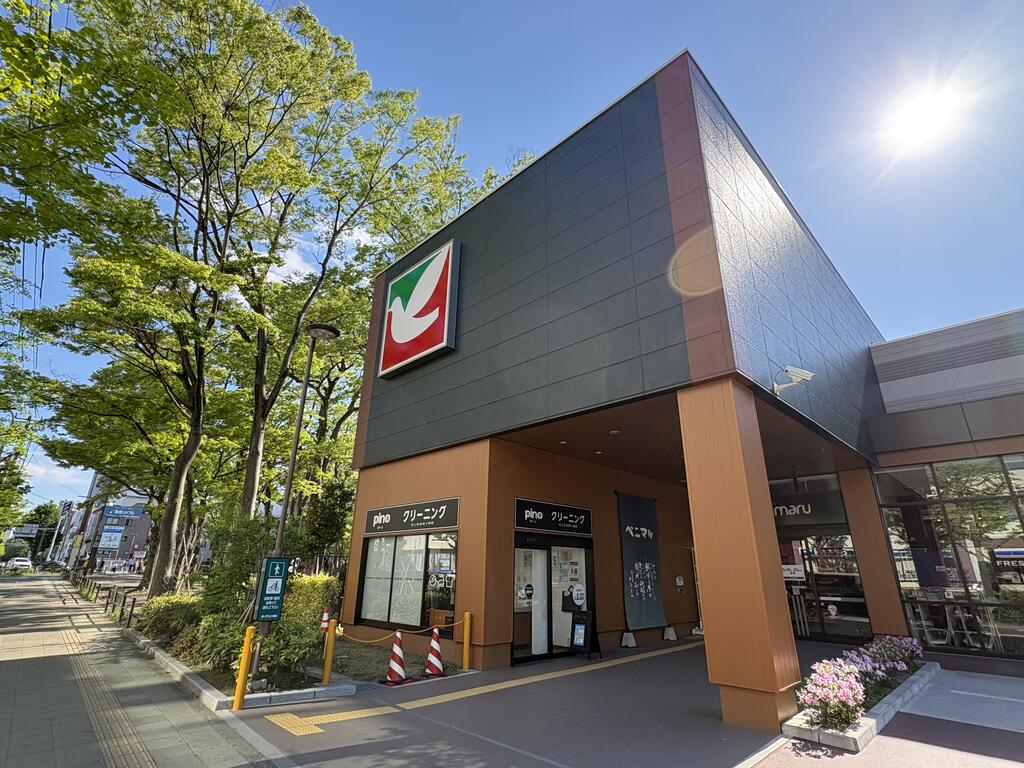 スーパー　ヨークベニマル仙台上杉店（スーパー）まで766m