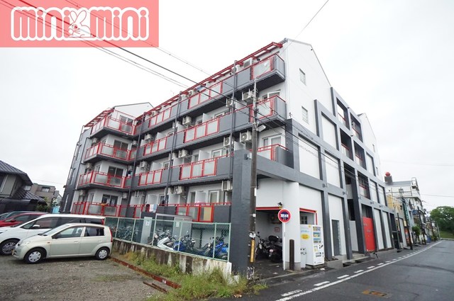ダイバーシティ武庫川の外観写真