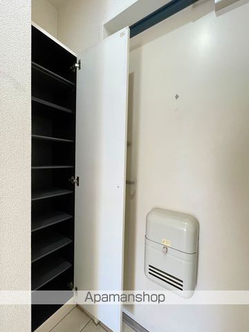 地下鉄名城線 熱田神宮伝馬町駅 徒歩2分 12階建 築18年の玄関写真
