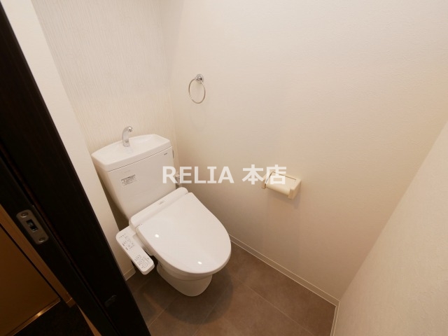 南海汐見橋線 津守駅 徒歩7分 3階建 築8年のトイレ写真