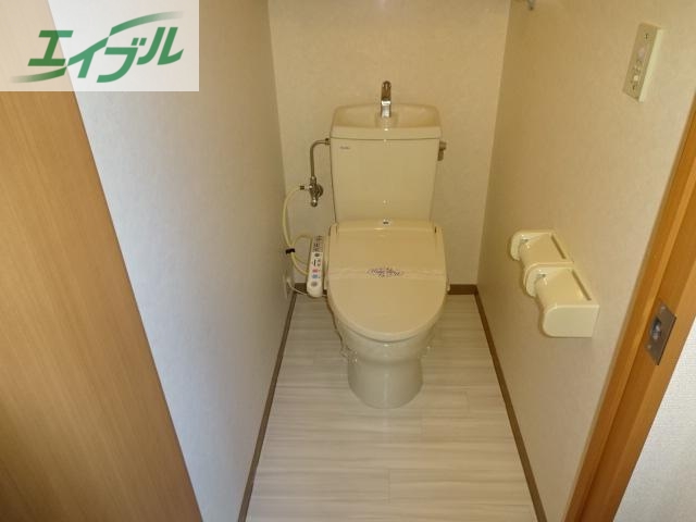 トイレ　シャワー付トイレ