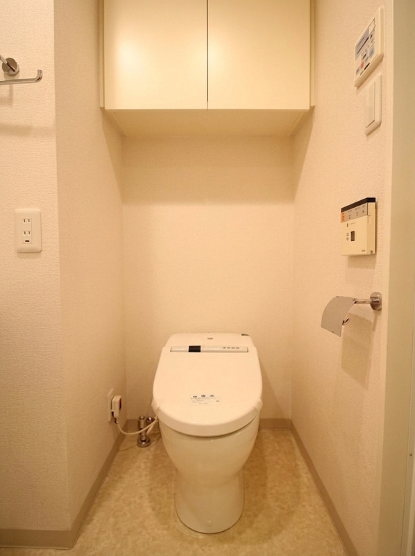 東京メトロ南北線 白金高輪駅 徒歩4分 12階建 築21年のトイレ写真
