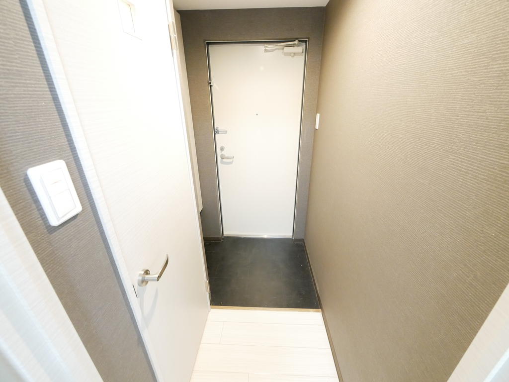 PRIME南7条の玄関写真