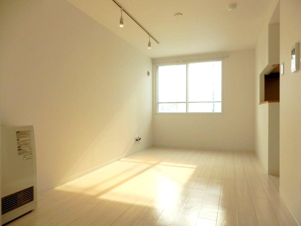 PRIME南7条の居間写真