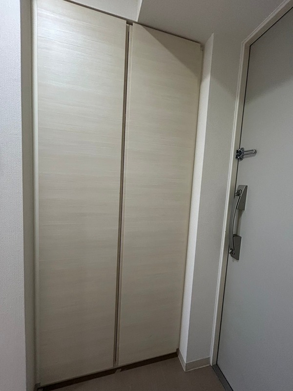 玄関　他部屋写真参考