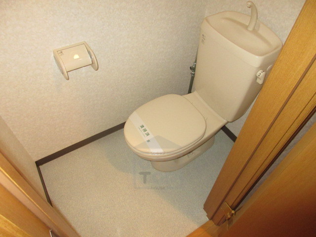 プレベール千里中央のトイレ写真