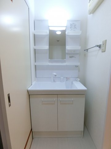 洗面設備　詳細は、RISUMO江坂本店→06-6155-7137まで♪