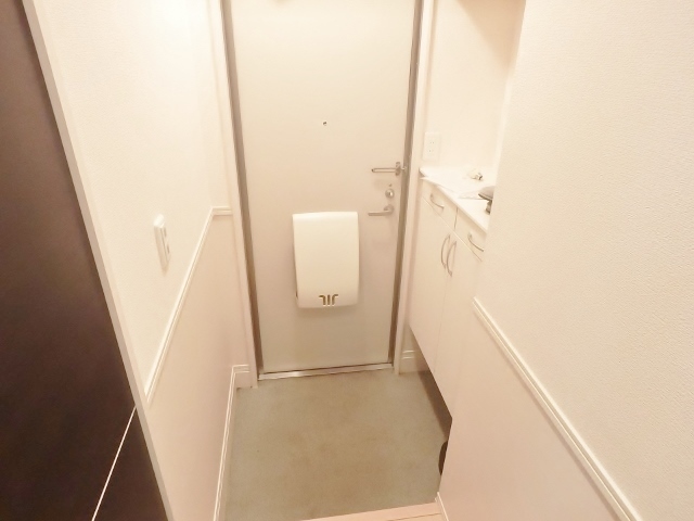 玄関　別部屋参考写真です
