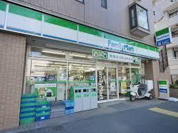 コンビニ　ファミリーマート杉並成田東五丁目店（コンビニ）まで224m