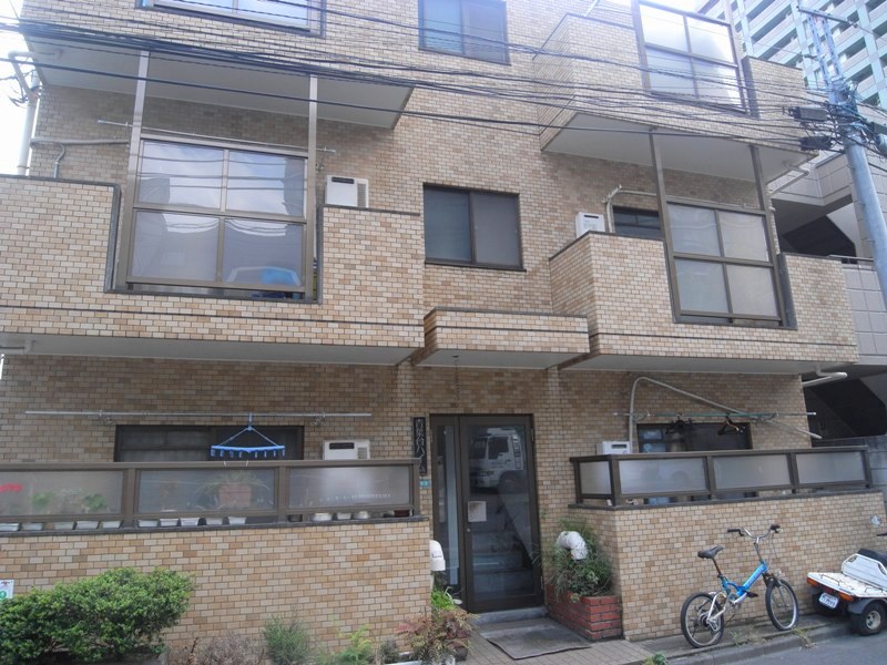 東京都目黒区青葉台３（マンション）の賃貸物件の外観