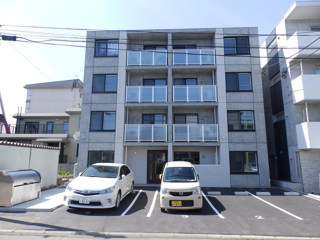 北海道札幌市西区二十四軒三条５（マンション）の賃貸物件の外観