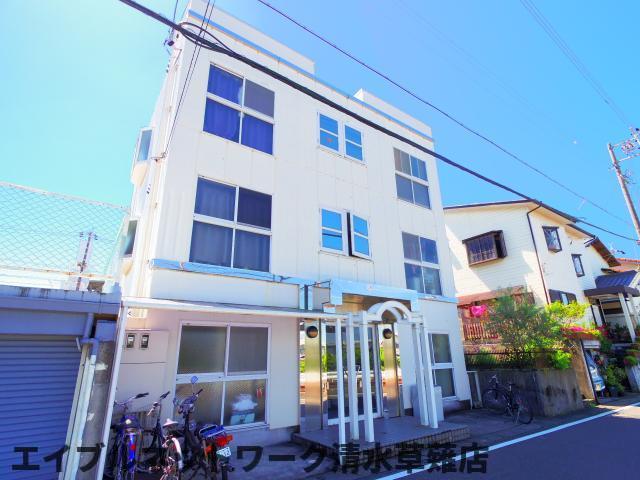 静岡市駿河区中吉田のマンションの建物外観