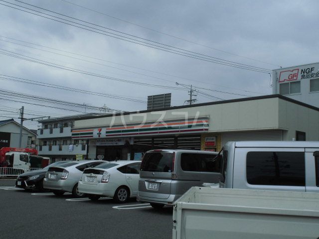 名古屋市守山区天子田のマンションのコンビニ