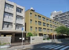 【大阪市都島区毛馬町のマンションの中学校】