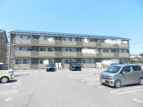 ウィルコート小郡給領町A・B　Ｂ棟の建物外観