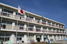 【豊田市桜町のマンションの小学校】