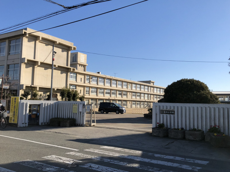 【姫路北八代パークホームズの小学校】