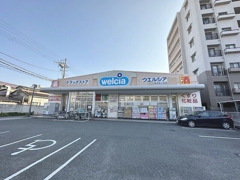 【大阪市東成区深江北のマンションのドラックストア】