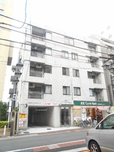 板橋区仲宿のマンションの建物外観