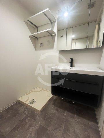 洗面設備　セレニテフラン谷町四丁目　洗面所