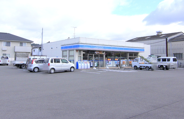 コンビニ　ローソン松山南吉田店（コンビニ）まで400m