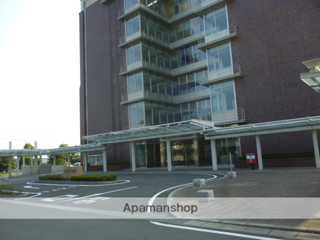 役所　函南町役場（役所）まで1900m