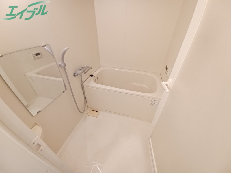 バス・シャワールーム　同型参考写真