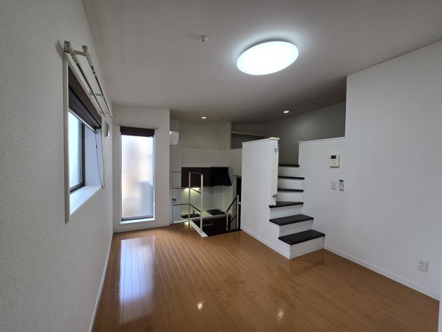 居室・リビング　REX新栄