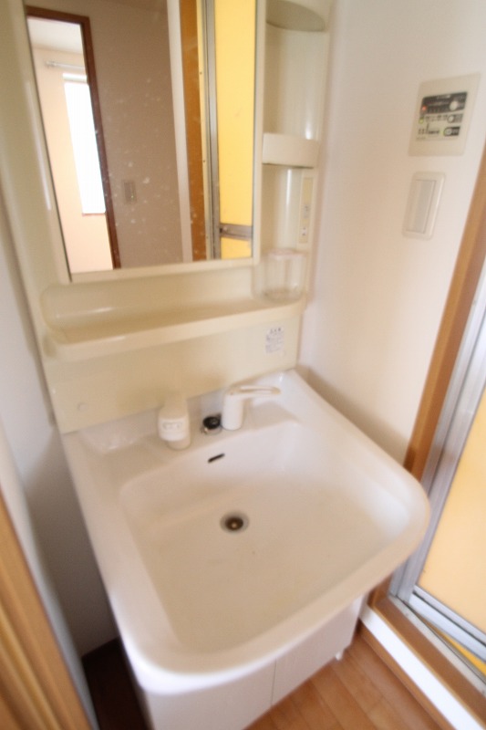 洗面設備　シャンプードレッサー