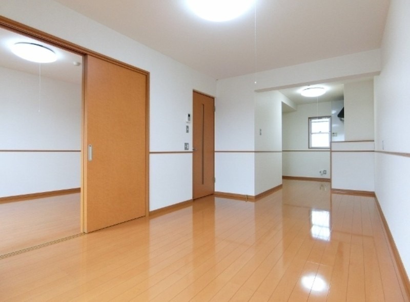 居室・リビング　図面と現状に相違がある場合には現状を優先