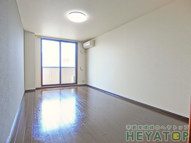 居室・リビング　洋室９.５帖（同仕様写真）