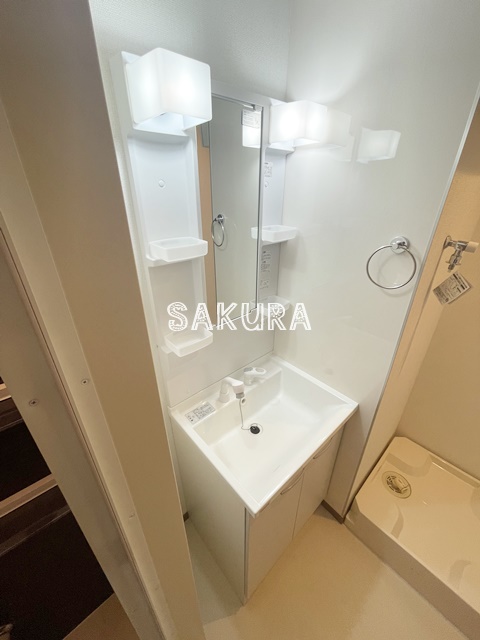 洗面設備　忙しい朝には欠かせない洗面所です♪