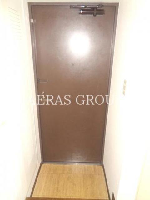 玄関　別部屋同仕様タイプ