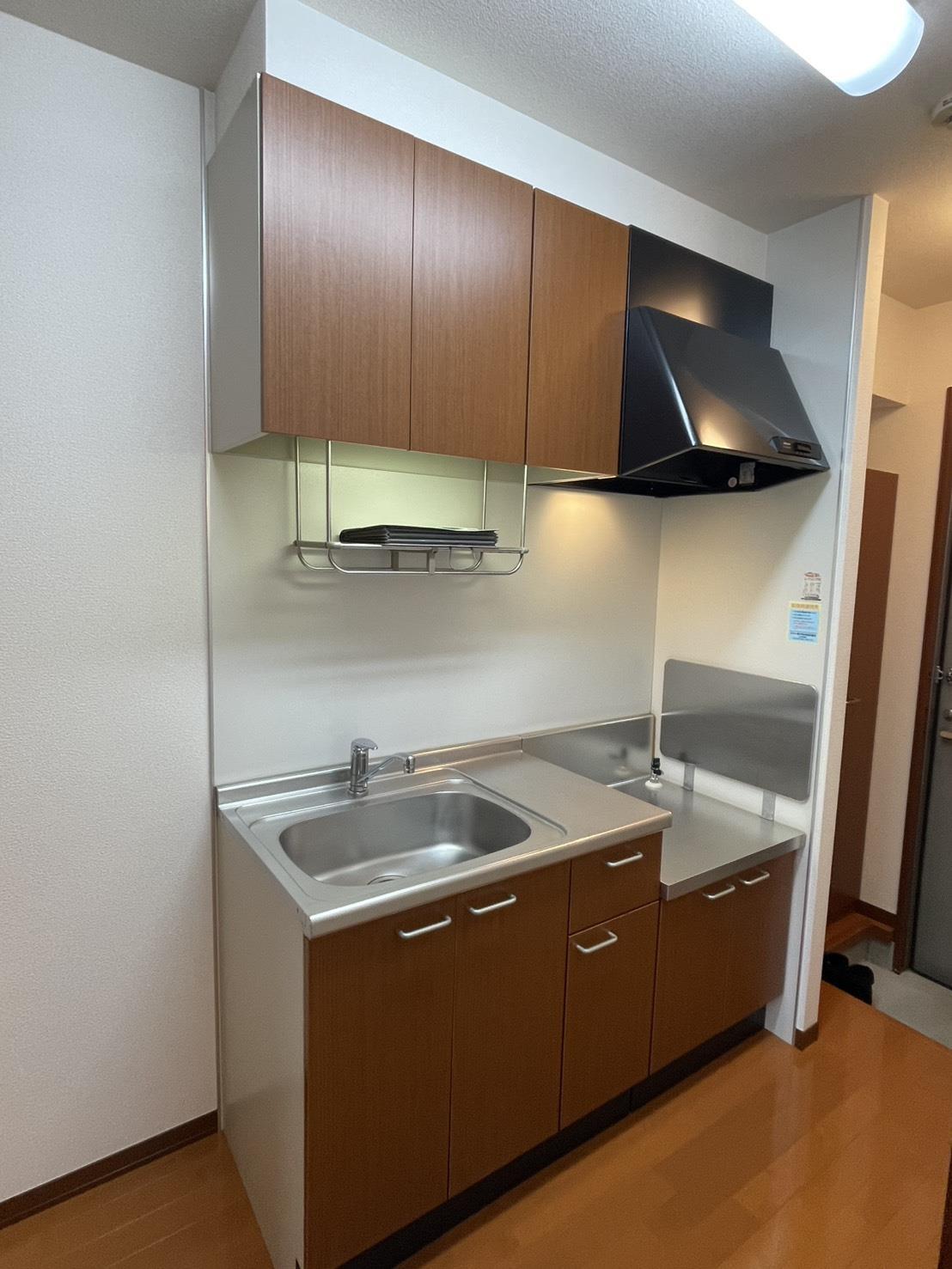 キッチン　戸棚もたくさんあり使い勝手の良いキッチンです♪