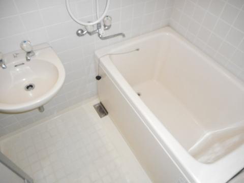 バス・シャワールーム　バス