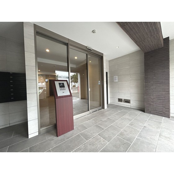 エントランス　高級感あるエントランス