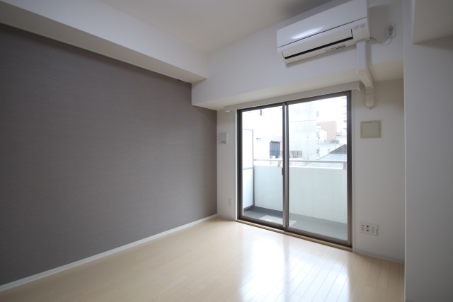 居室・リビング　※別室の参考写真の為、現況優先です。