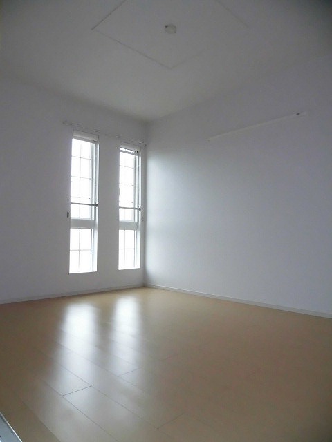 その他部屋・スペース　洋室６帖