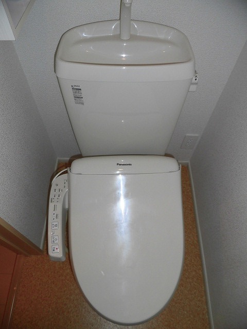 トイレ　ウォシュレット