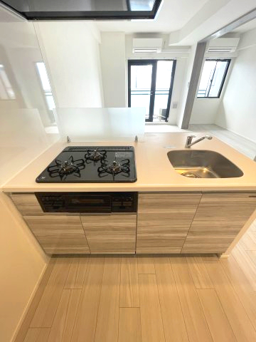 キッチン　(参考)同マンション同間取り他部屋の写真