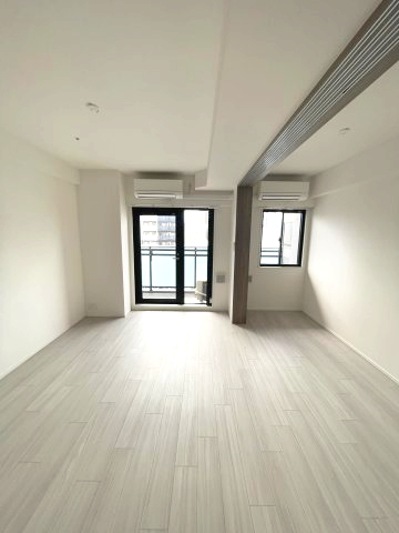 居室・リビング　(参考)同マンション同間取り他部屋の写真