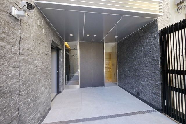 エントランス　エントランス