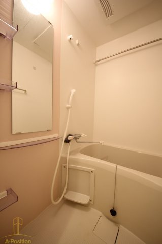 バス・シャワールーム　SERENiTE堺筋本町SUD