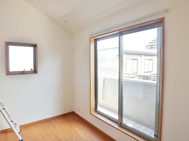 居室・リビング　同じ建物の参考写真です。