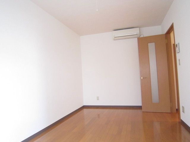 居室・リビング　広々7.4帖洋室