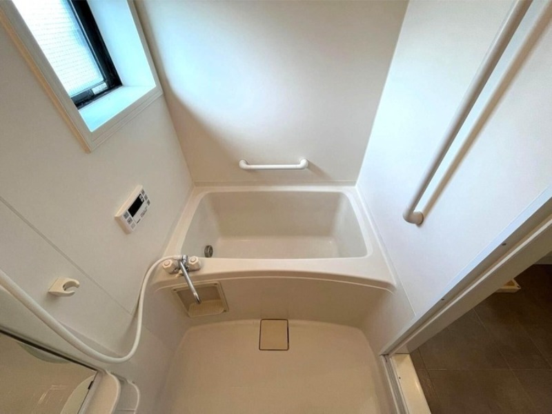 バス・シャワールーム　図面と現状に相違がある場合には現状を優先