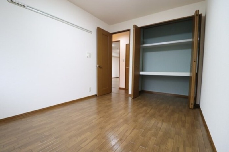 収納　図面と現状に相違がある場合には現状を優先