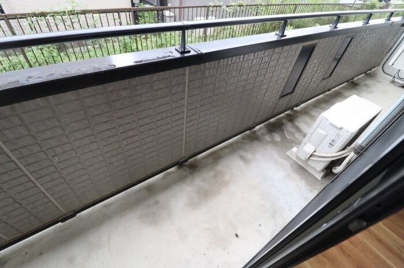 バルコニー　図面と現状に相違がある場合には現状を優先